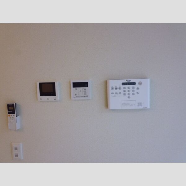 その他設備 (305　セキュリティ・モニター付きインターホン)