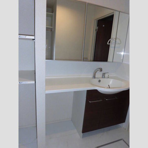 洗面所 (洗面化粧台)