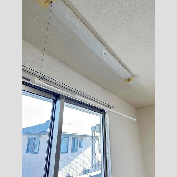 その他 (室内物干し)