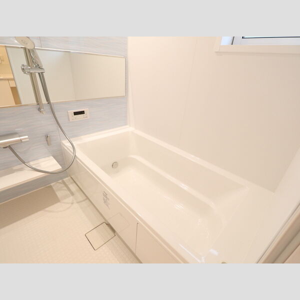 バス (101　浴室)