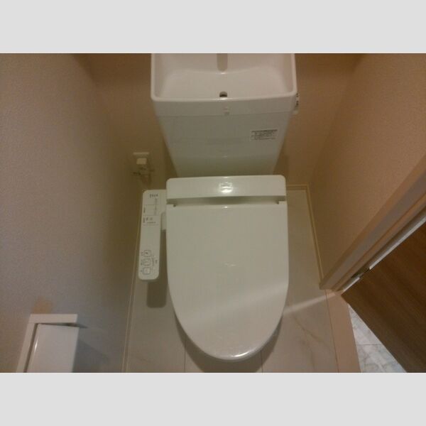 トイレ (205　トイレ)