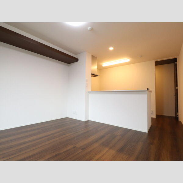 居室・リビング (301号　リビング)