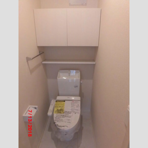 トイレ (301　温水洗浄暖房便座)