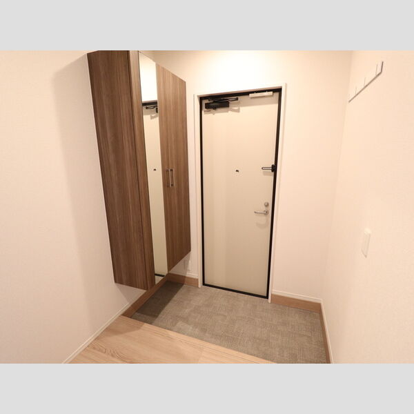 玄関 (105　玄関)