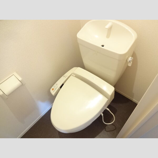 トイレ (トイレ(温水洗浄暖房便座))