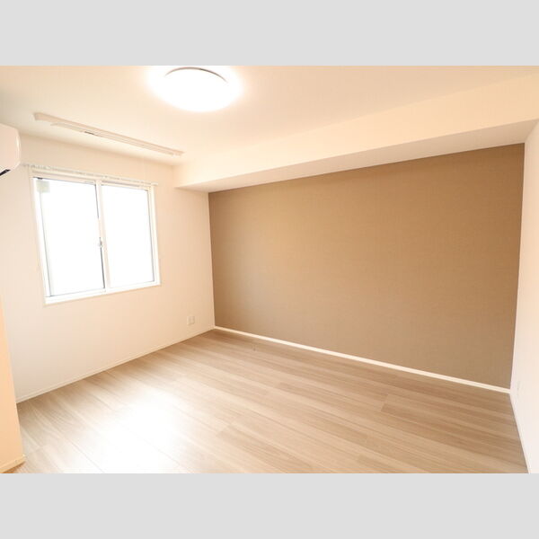 その他 (203　洋室)
