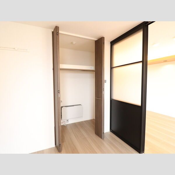 収納 (203　クローゼット)