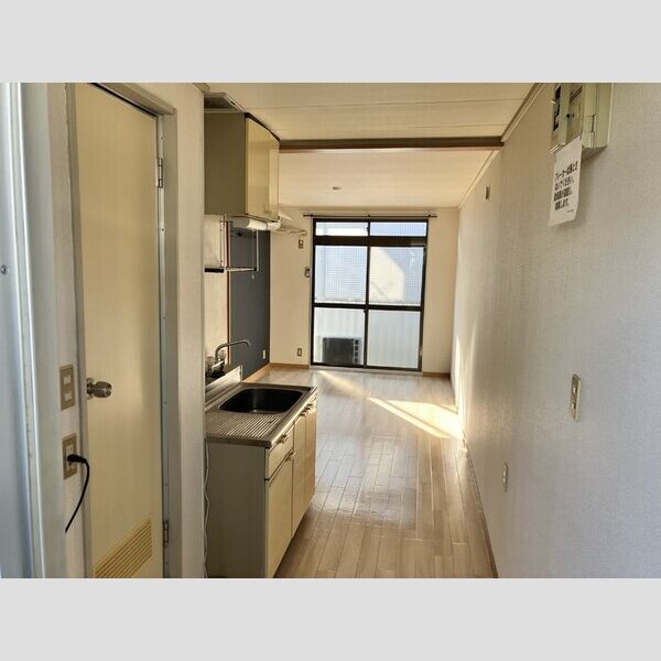 居室・リビング (203　洋室)