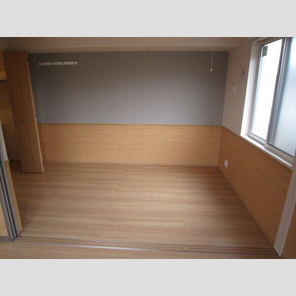 その他 (202　洋室)