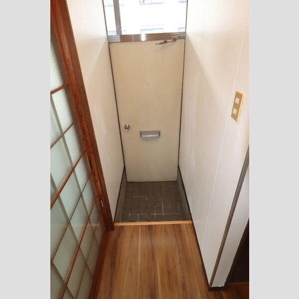 玄関 (101　玄関)