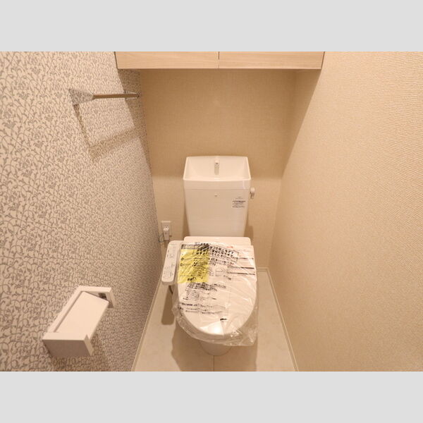 トイレ (203　温水洗浄暖房便座)