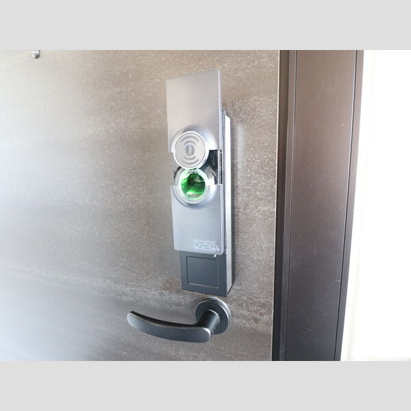 その他 (静脈認証)