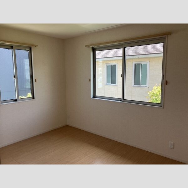 その他 (洋室②)