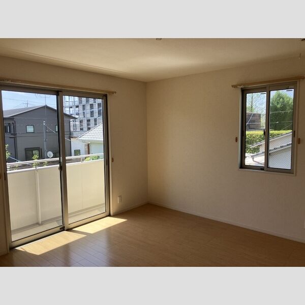 その他 (洋室①)