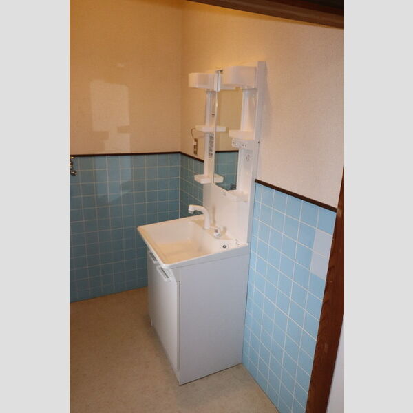洗面所 (302　洗髪洗面化粧台)
