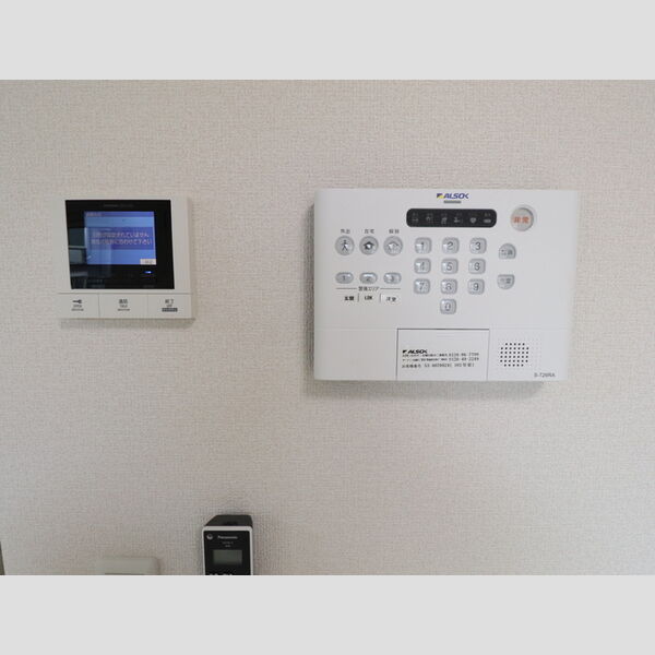 その他設備 (102　ALSOKホームセキュリティ、モニタ付インターホン)