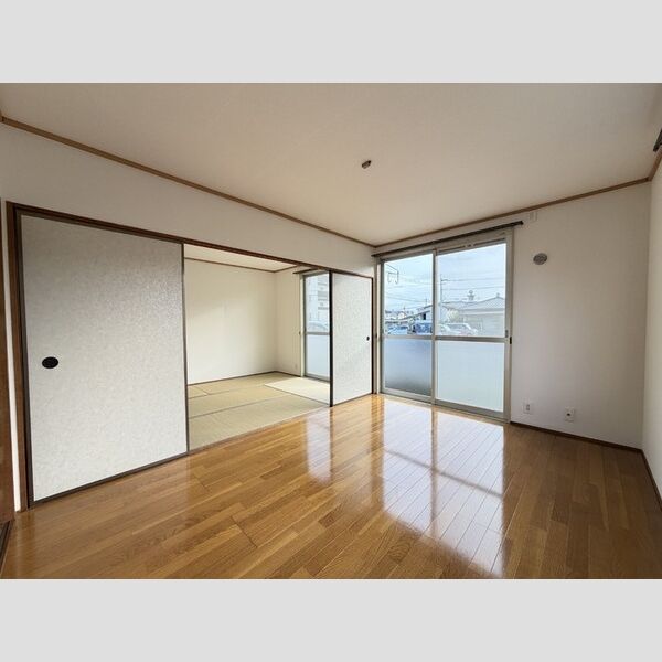 その他 (洋室)