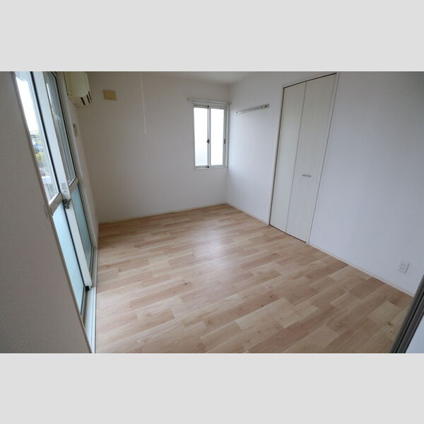 その他 (洋室②)