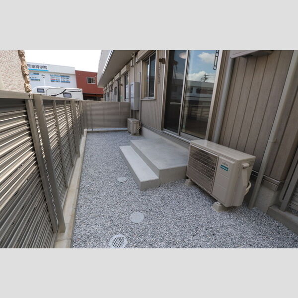 その他 (専用庭)