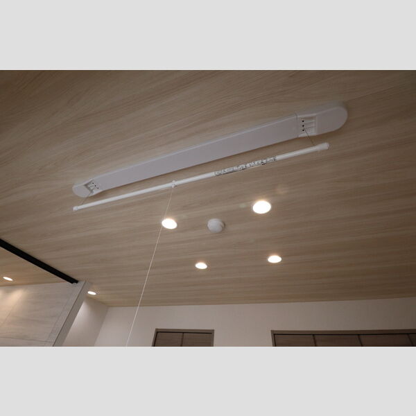 その他 (室内物干し)