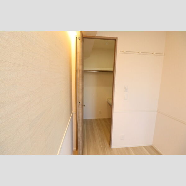 収納 (ウォークインクローゼット)