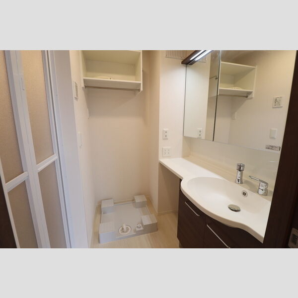 洗面所 (洗面台)