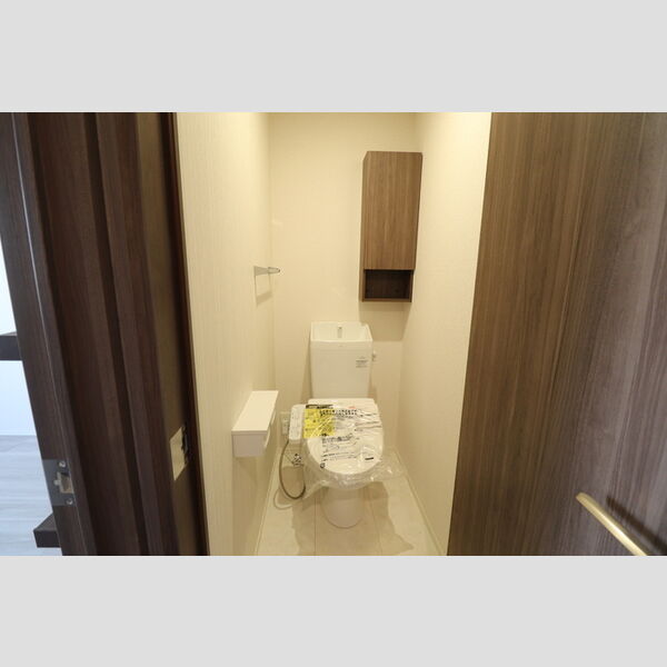 トイレ (温水洗浄暖房便座)