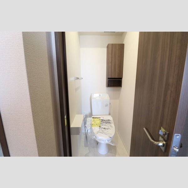 トイレ (温水洗浄暖房便座)