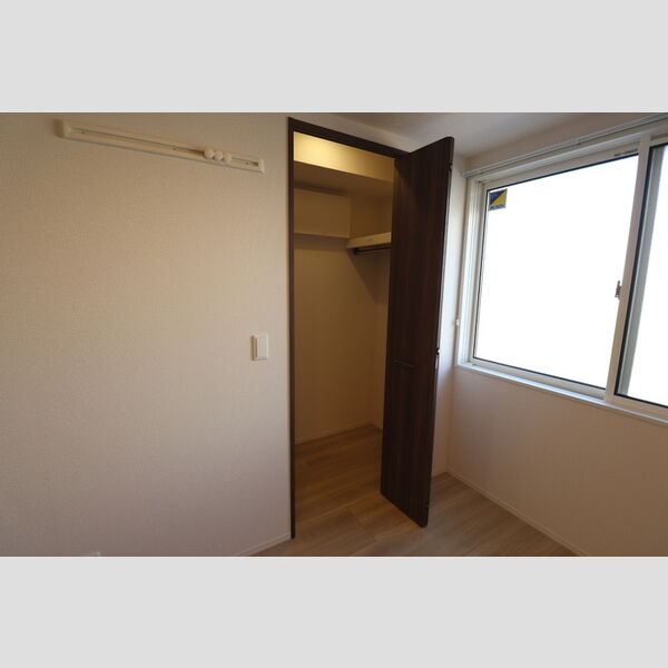 収納 (ウォークインクローゼット)