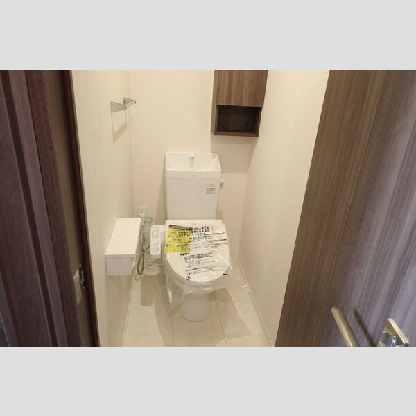 トイレ (温水洗浄暖房便座)