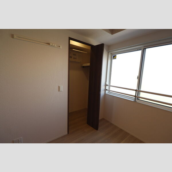 収納 (ウォークインクローゼット)