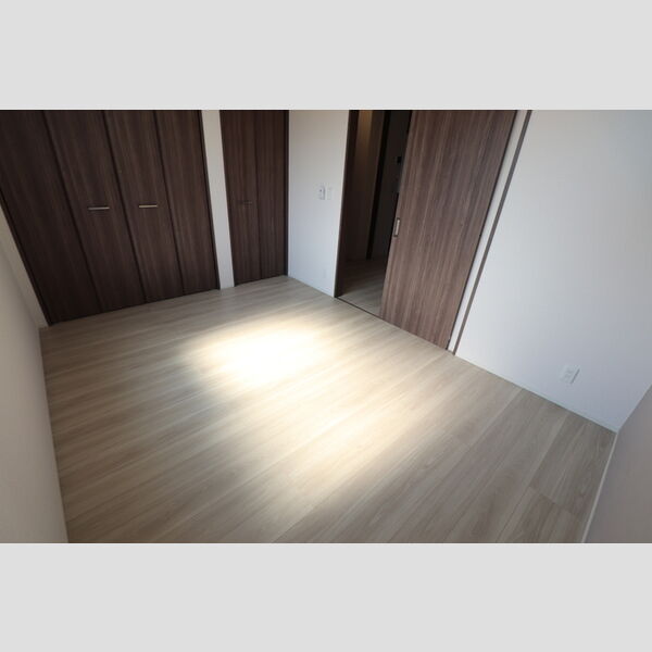 その他 (洋室②)