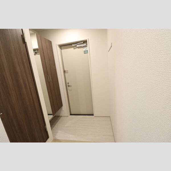 玄関 (玄関)