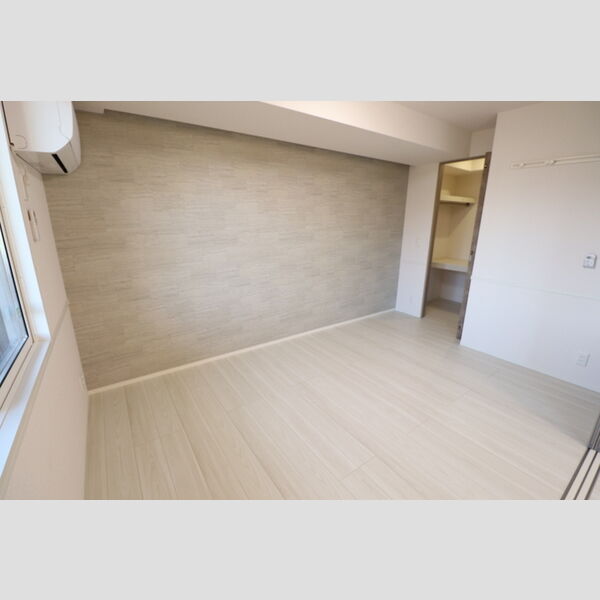 その他 (洋室①)