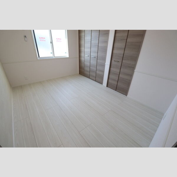 その他 (洋室①)