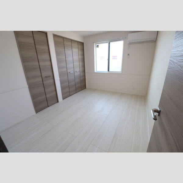 その他 (洋室①)