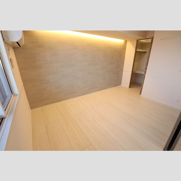 その他 (洋室①)