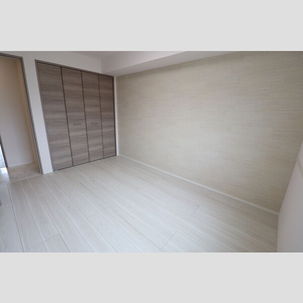 その他 (洋室①)