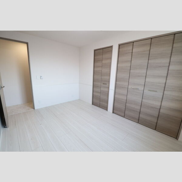 その他 (洋室①)