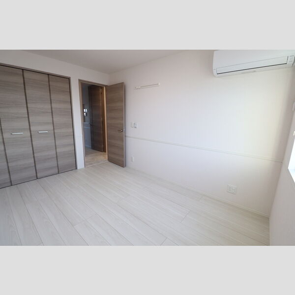 その他 (洋室②)