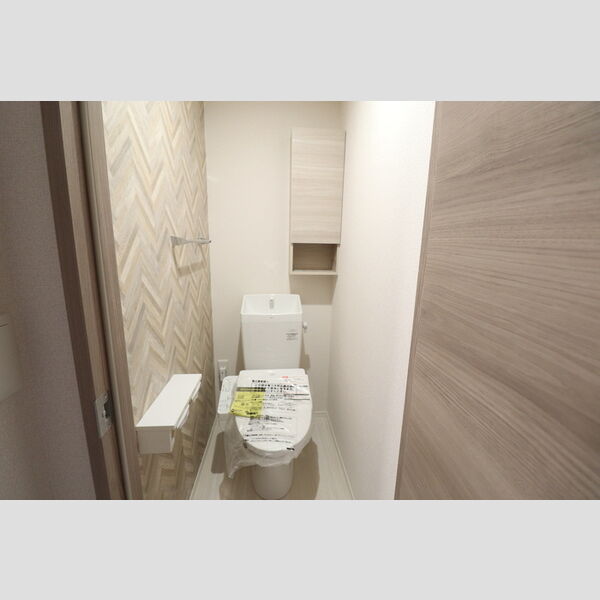 トイレ (温水洗浄暖房便座)