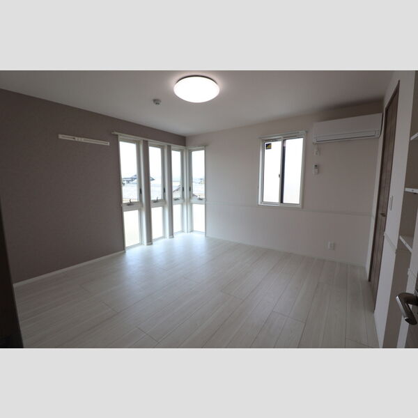 その他 (洋室①)