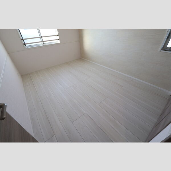 その他 (洋室①)