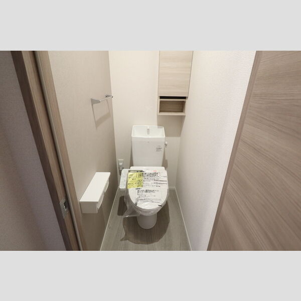 トイレ (温水洗浄暖房便座)