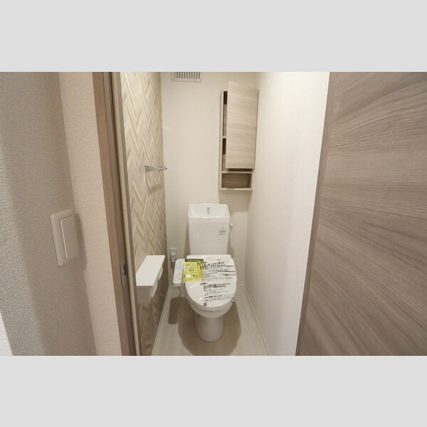 トイレ (温水洗浄暖房便座)