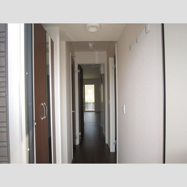 玄関 (玄関から)