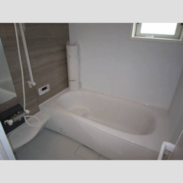 バス (追焚き給湯付き一坪風呂)