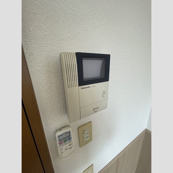 その他設備 (モニタ付きインターホン)