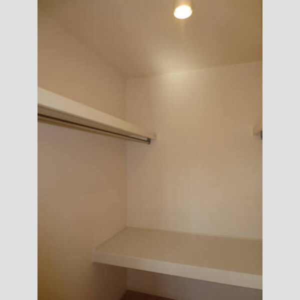 収納 (ウォークインクローゼット)