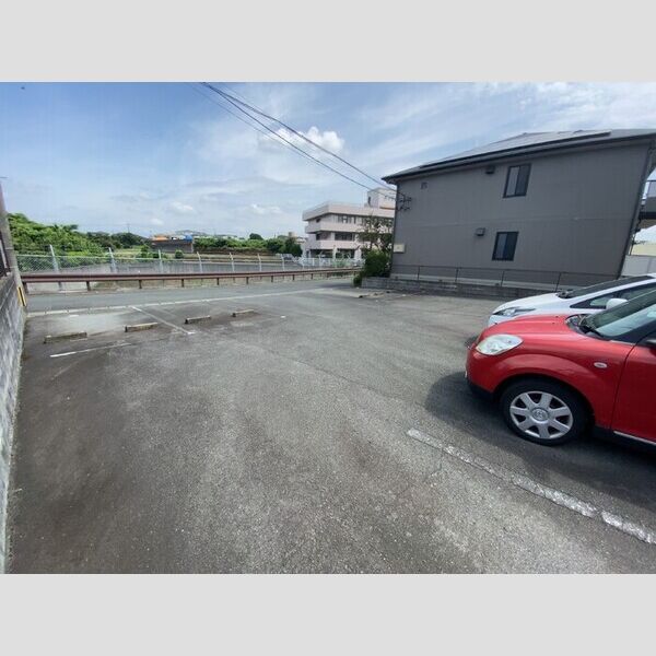 駐車場 (駐車場)